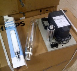 Lampu Sodium SON-T 1000W + Komponen Ballast